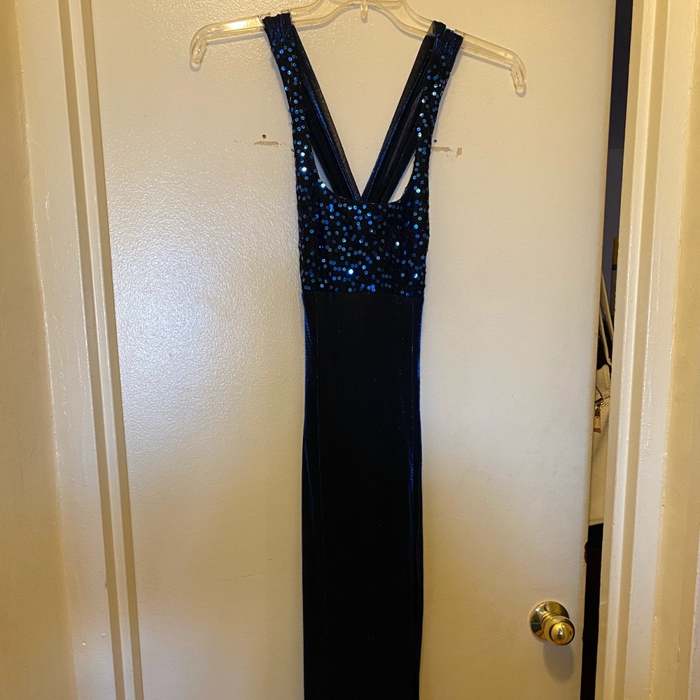 JUNIORS Sequin and Sparkles Evening Gown